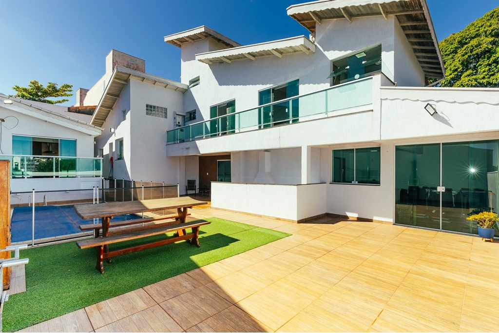 Casa - Venda - Jardim Pacaembu - Jundia - SP